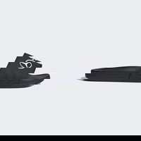 Mercedes - AMG Petronas Formula One Team Adilette Comfort Slides