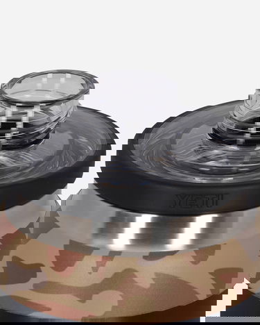 Fľaše YETI Chug Cap Bottle Wetlands Camo Hnedá | 70000004945 1, 5