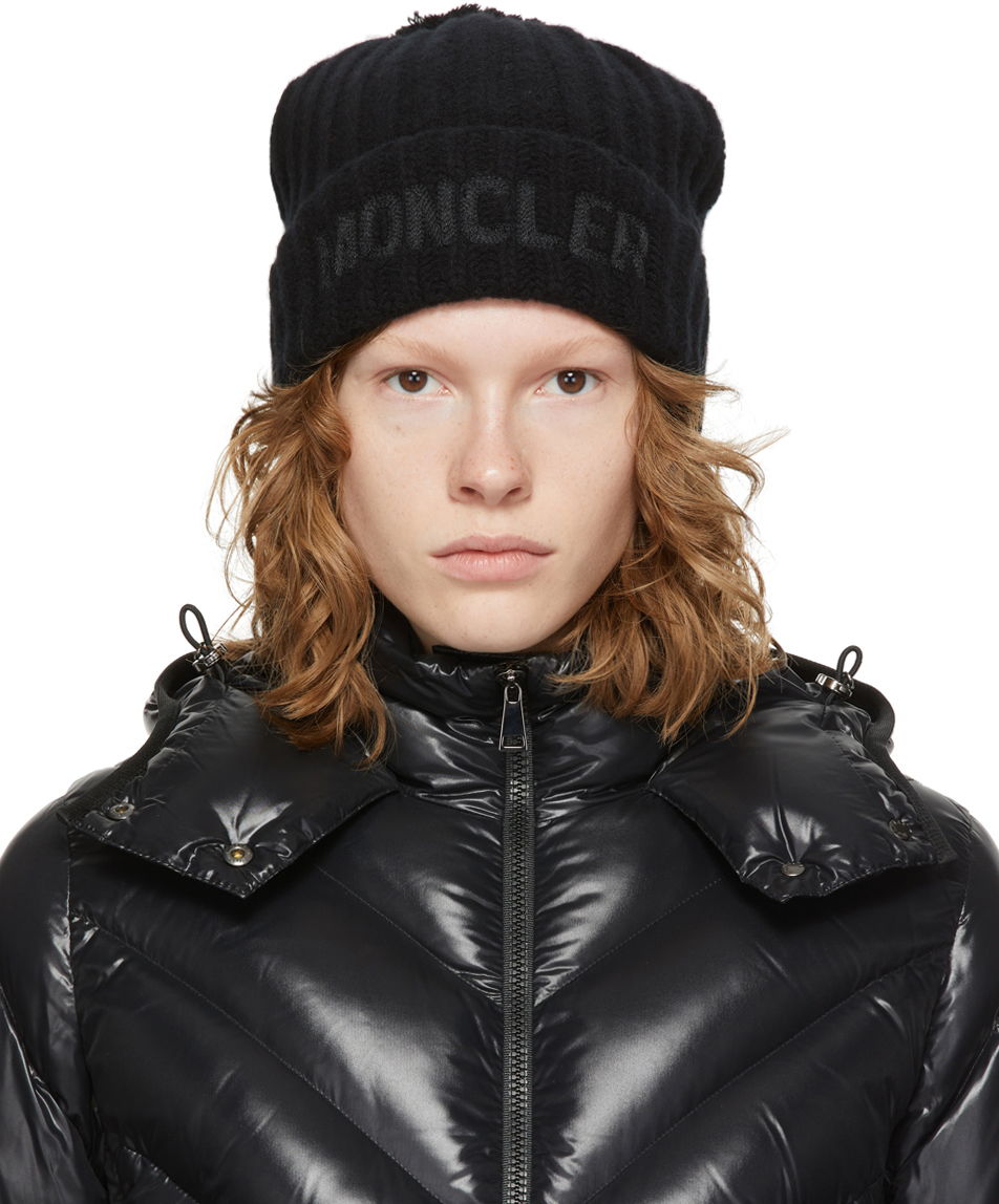 Kulicha Moncler Wool Pom Pom Logo Beanie Čierna | G20933B00007M1115, 0