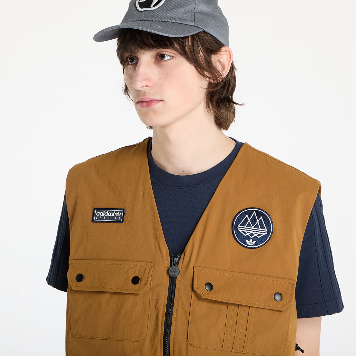 Vesta adidas Originals Wardour SPZL Vest Hnedá | JY0611, 1