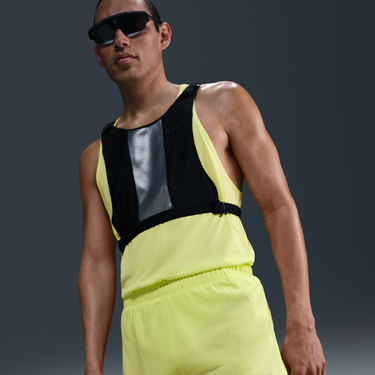 Šortky Nike Fast Dri-FIT 8cm Running Shorts with Liner Žltá | FN3355-736, 1