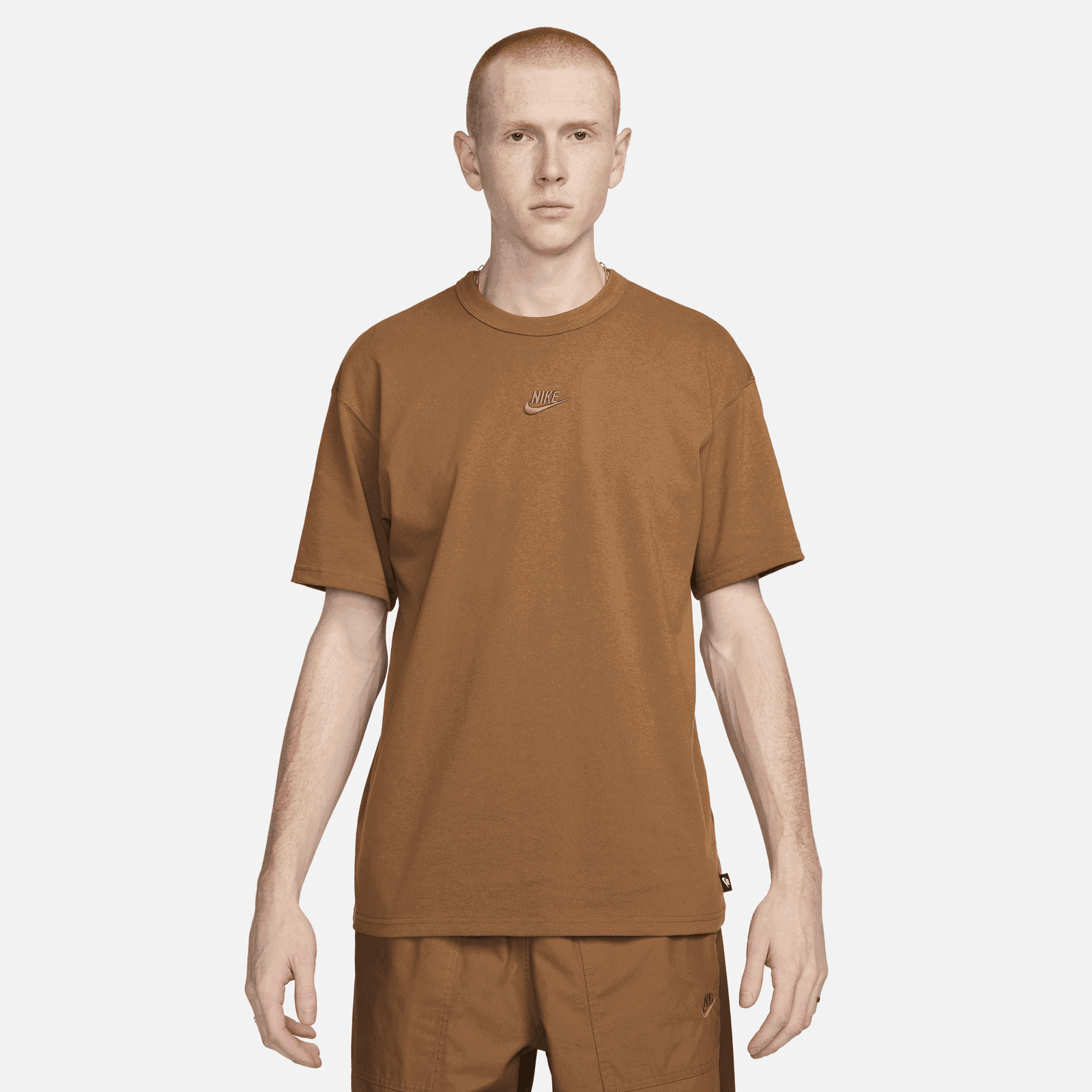 Sportswear Premium Essentials