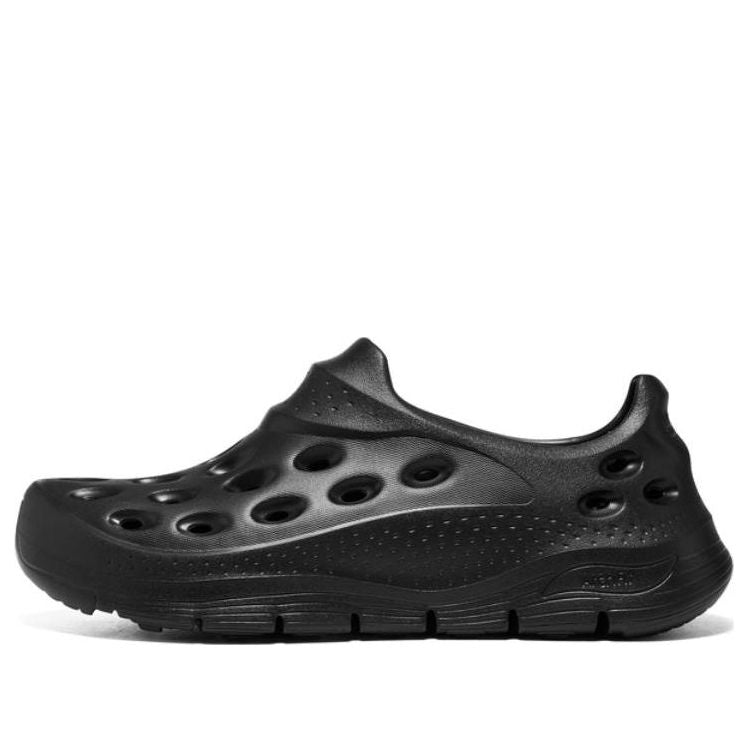 Tenisky a topánky Skechers Arch Fit Go Foam 1 Slip-on Čierna | 243240-BBK