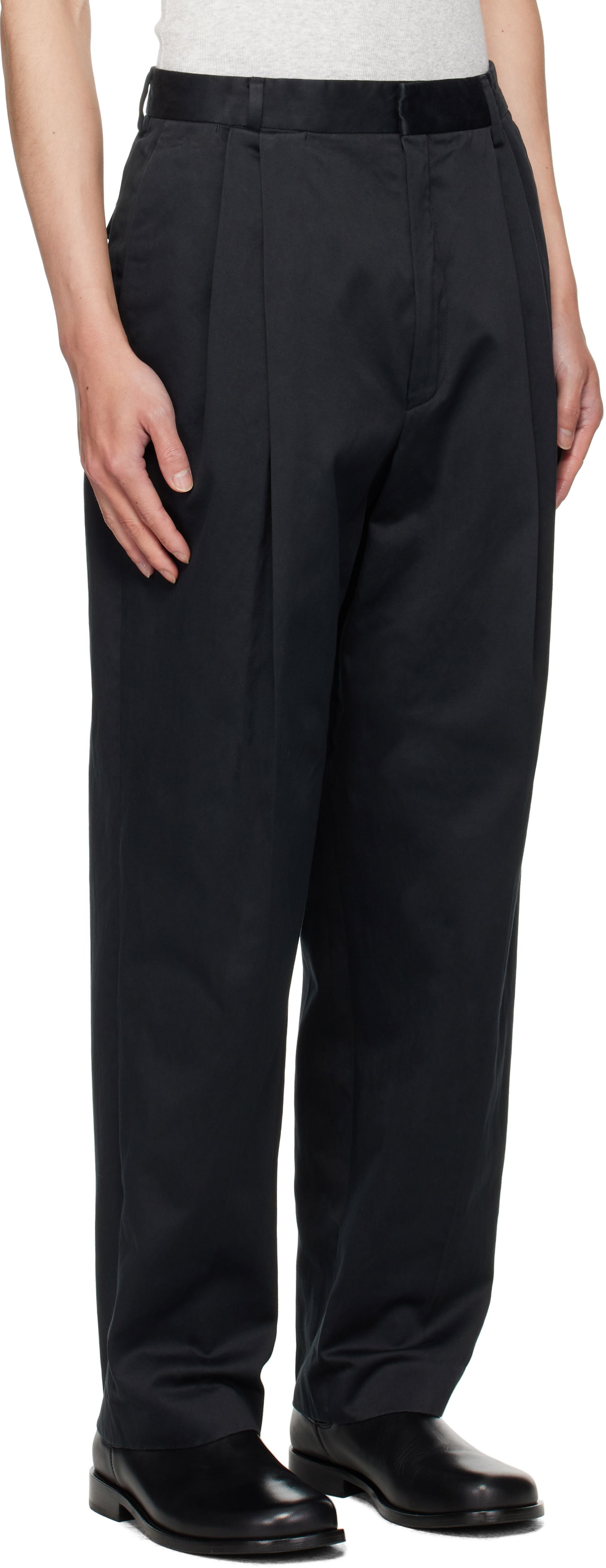 Nohavice Dries Van Noten Dries Van Noten Pleated Trousers Čierna | 252-020998-2341, 1