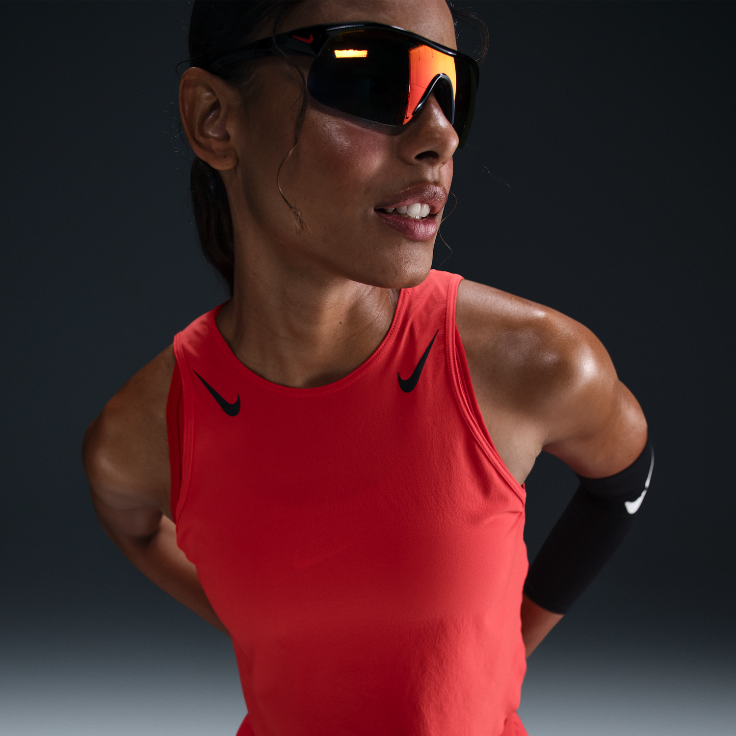 Slnečné okuliare Nike Dri-FIT ADV AeroSwift Cropped Running Tank Čierna | FN2713-696, 0