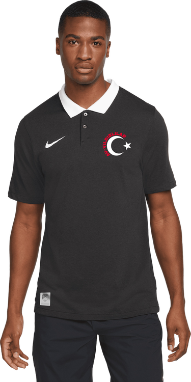 Polo tričko Nike TFF EC 2024 Ay-Yildizlilar Emblem Polo Shirt Čierna | tffscw6933-tffscw6933, 1