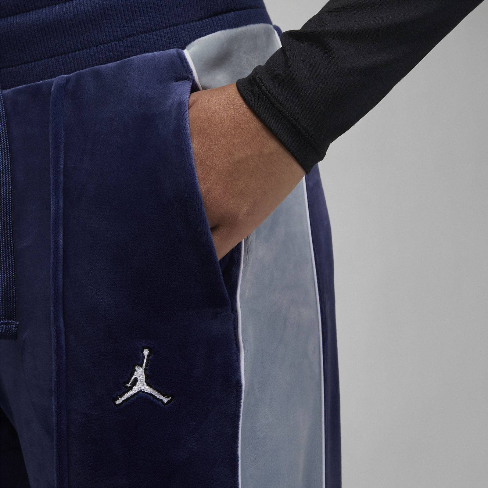 Flight Velour Pant