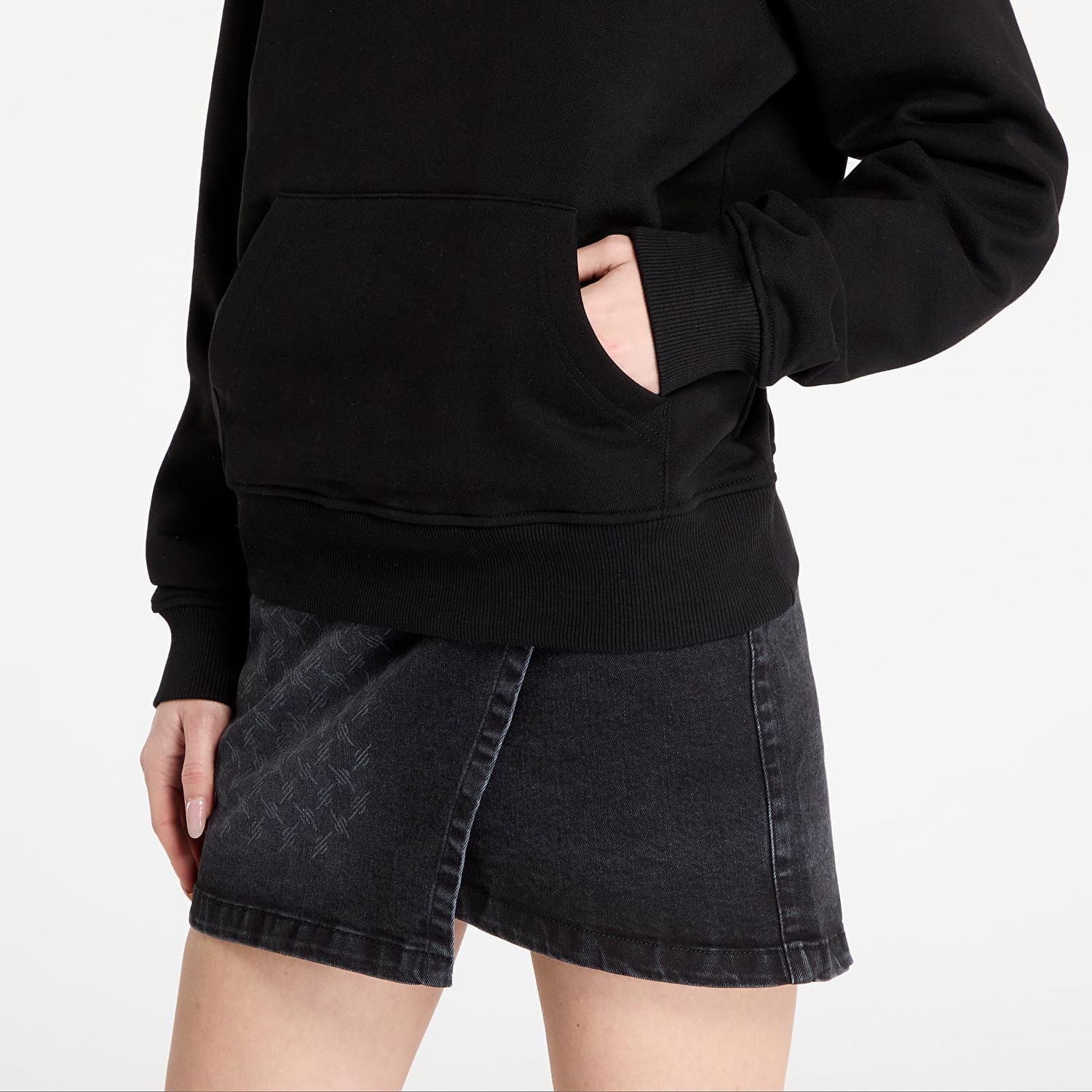 Mikina DAILY PAPER Daily Paper Overlooked Hoodie Čierna | 2423064, 1