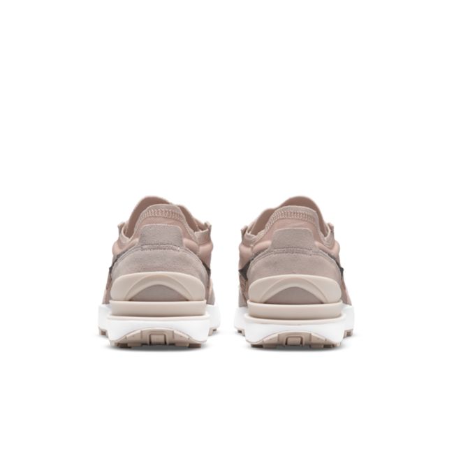 Tenisky a topánky Nike Waffle One SE W Hnedá | DJ9776-200, 1