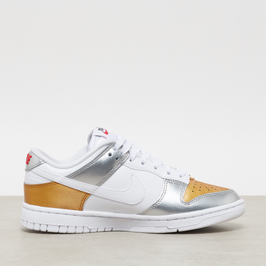Tenisky a topánky Nike Dunk Low SE "Gold & Silver" Metalická | DH4403-700, 2