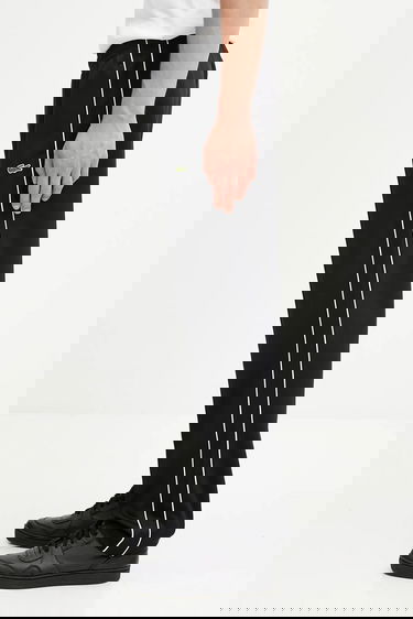 Tepláky Lacoste Elastic Waist Straight Leg Track Pants with White Side Stripes and Front Pintuck Seams Čierna | XH1412, 1