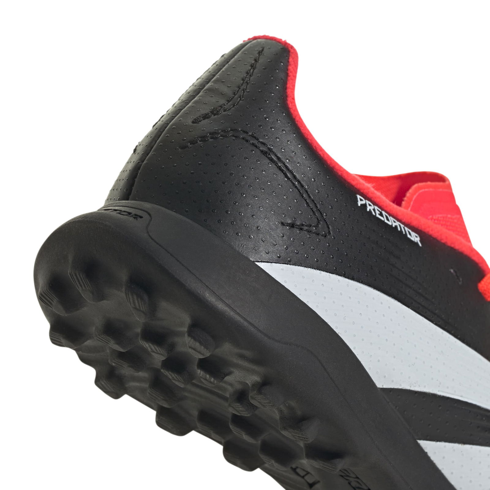 Predator 24 League Turf