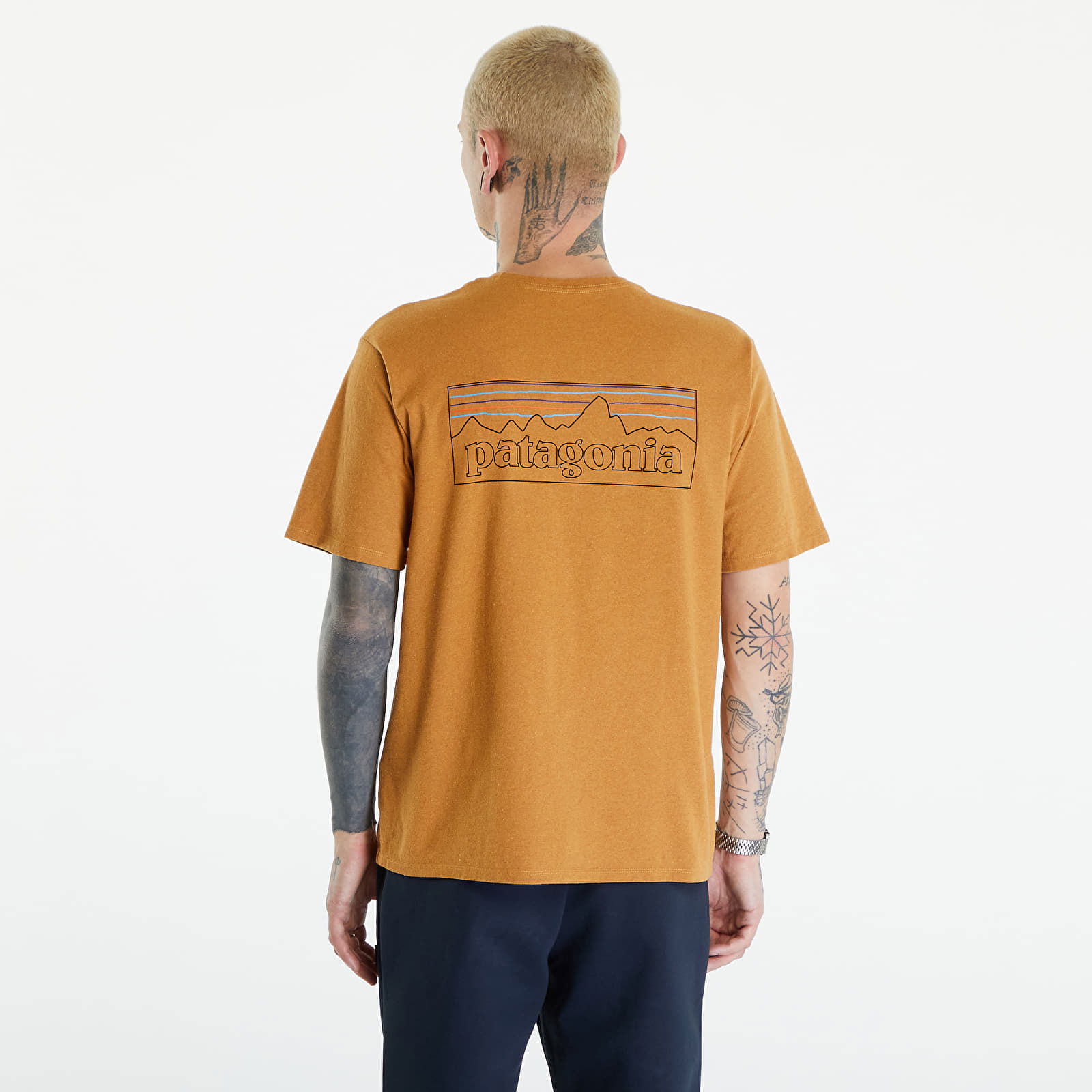 P-6 Logo Responsibili-Tee Golden Caramel