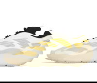 Yeezy 700 V3 "Safflower"