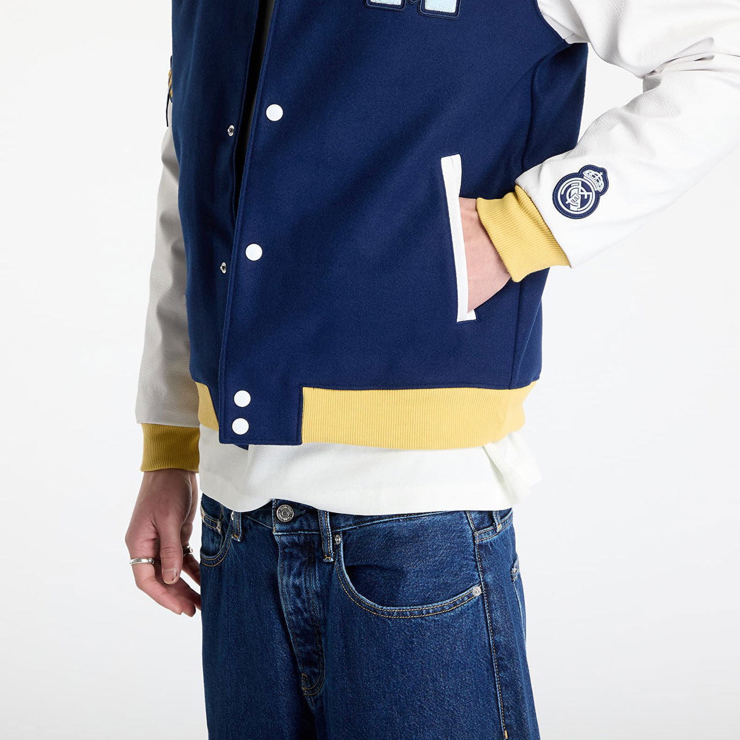 Bomber bunda adidas Performance Real Madrid VRCT Blue and White Varsity Jacket Modrá | JF2589, 1