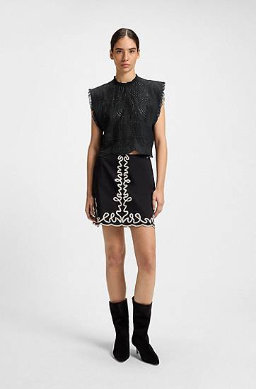 Crop Top BOSS Cotton Broderie Blouse with Pleat Details Čierna | 50538349, 1