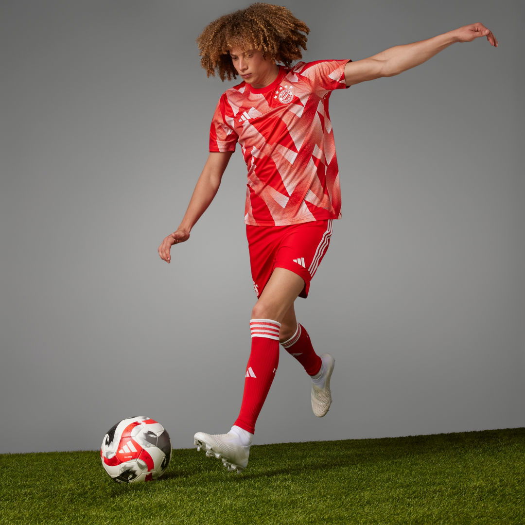 FC Bayern Pre-Match Jersey