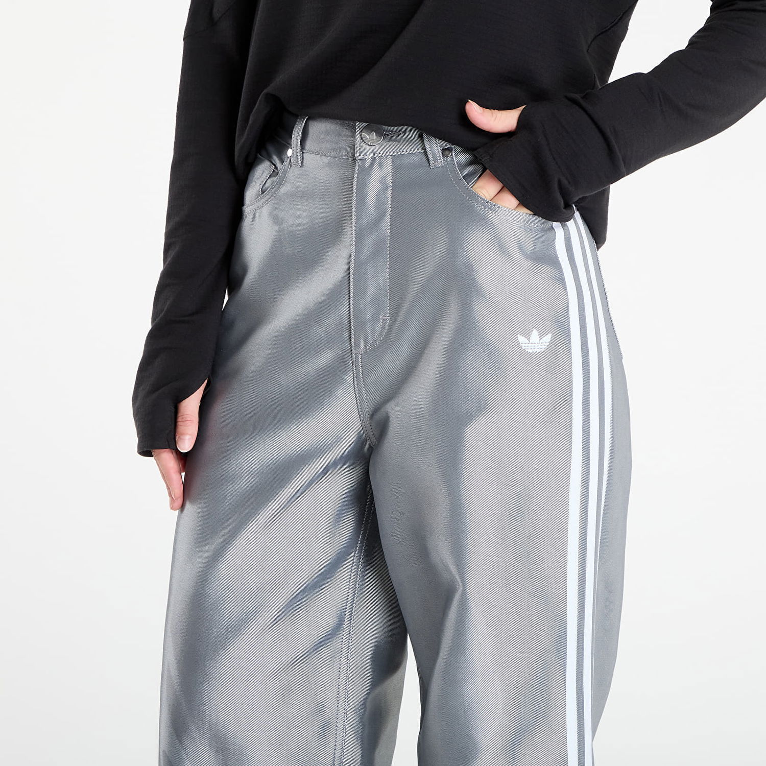 Nohavice adidas Originals Adilenium Season 4 Teamgeist Baggy Shine Denim Joggers Šedá | KE9800, 1