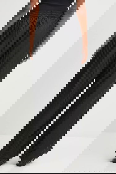 Tepláky Puma PUMA x ROSÉ Wide Leg Track Pants Čierna | 633796, 2