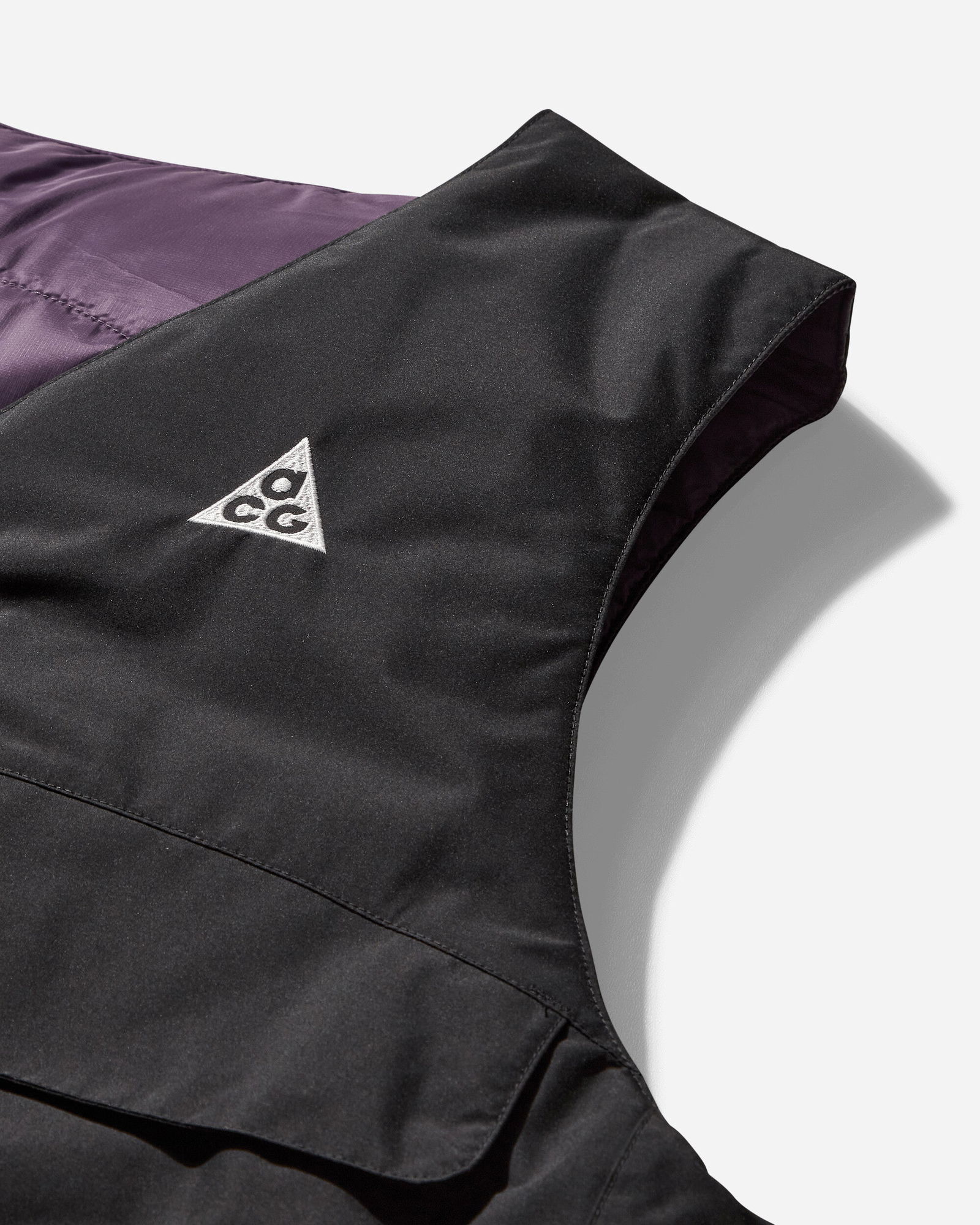 ACG Skull Peak PrimaLoft Reversible Vest Black / Dark Raisin