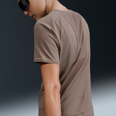 Tričko Nike Nike Swift T-Shirt Béžová | hm9698-233, 4