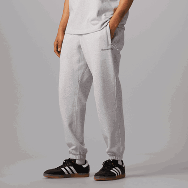 Nohavice a džínsy adidas Originals Pharrell Williams x  Basics Pant Šedá | HG2687, 2