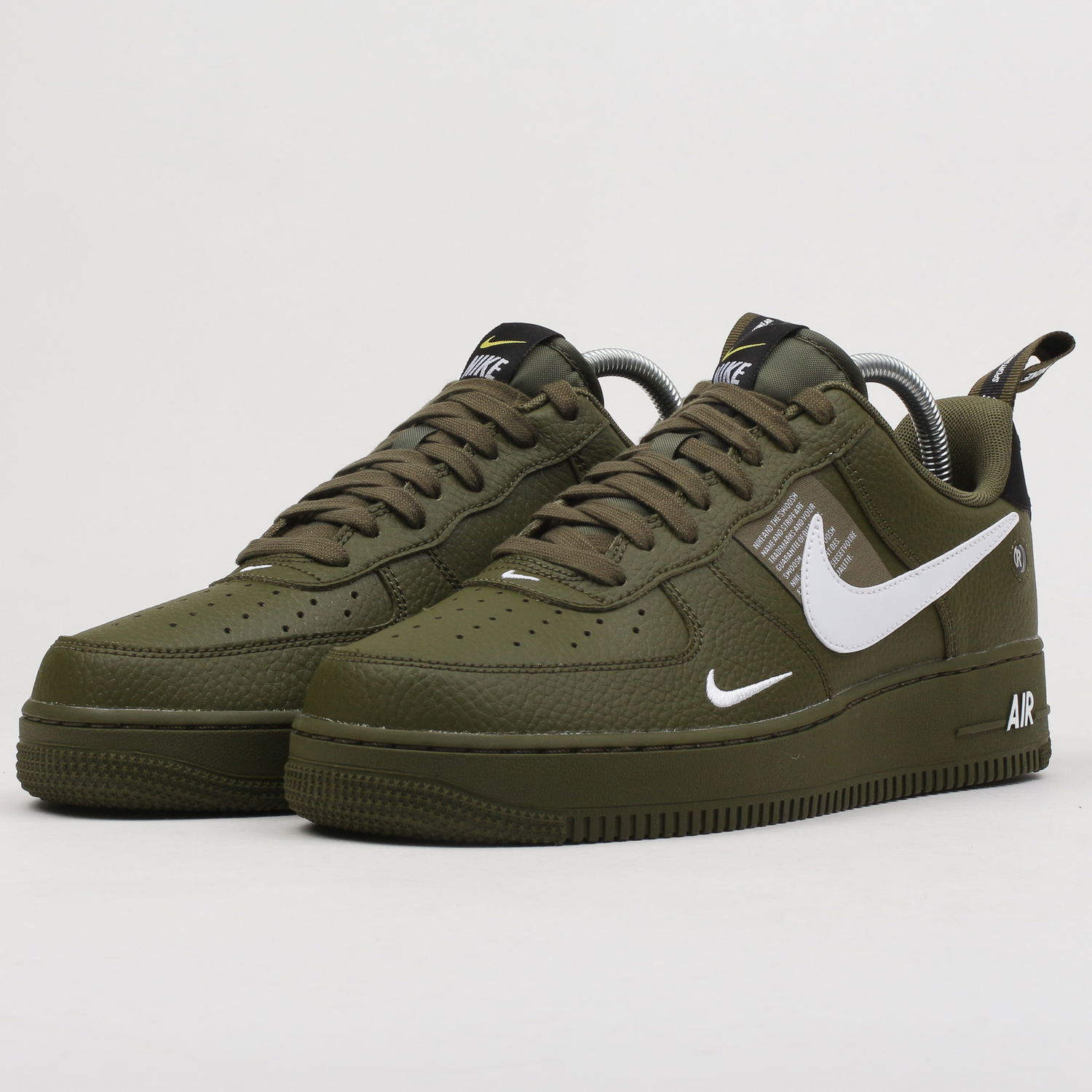 Tenisky a topánky Nike Air Force 1 '07 LV8 Utility Zelené | AJ7747-300, 1