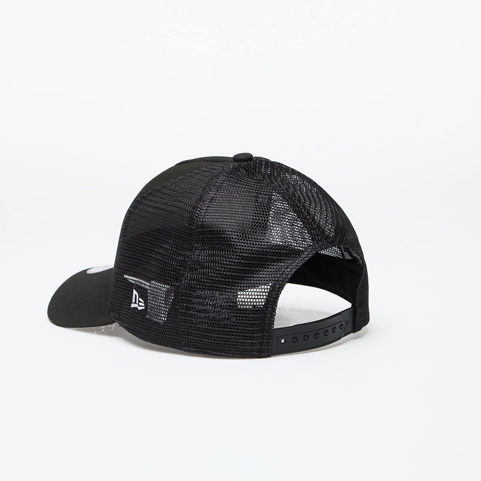 9Forty Trucker Black