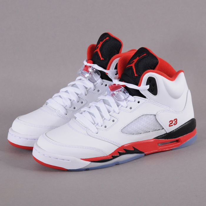 Tenisky a topánky Jordan Air Jordan 5 Retro ''Fire Red Black Tongue'' 2013 GS Biela | 440888 120, 1