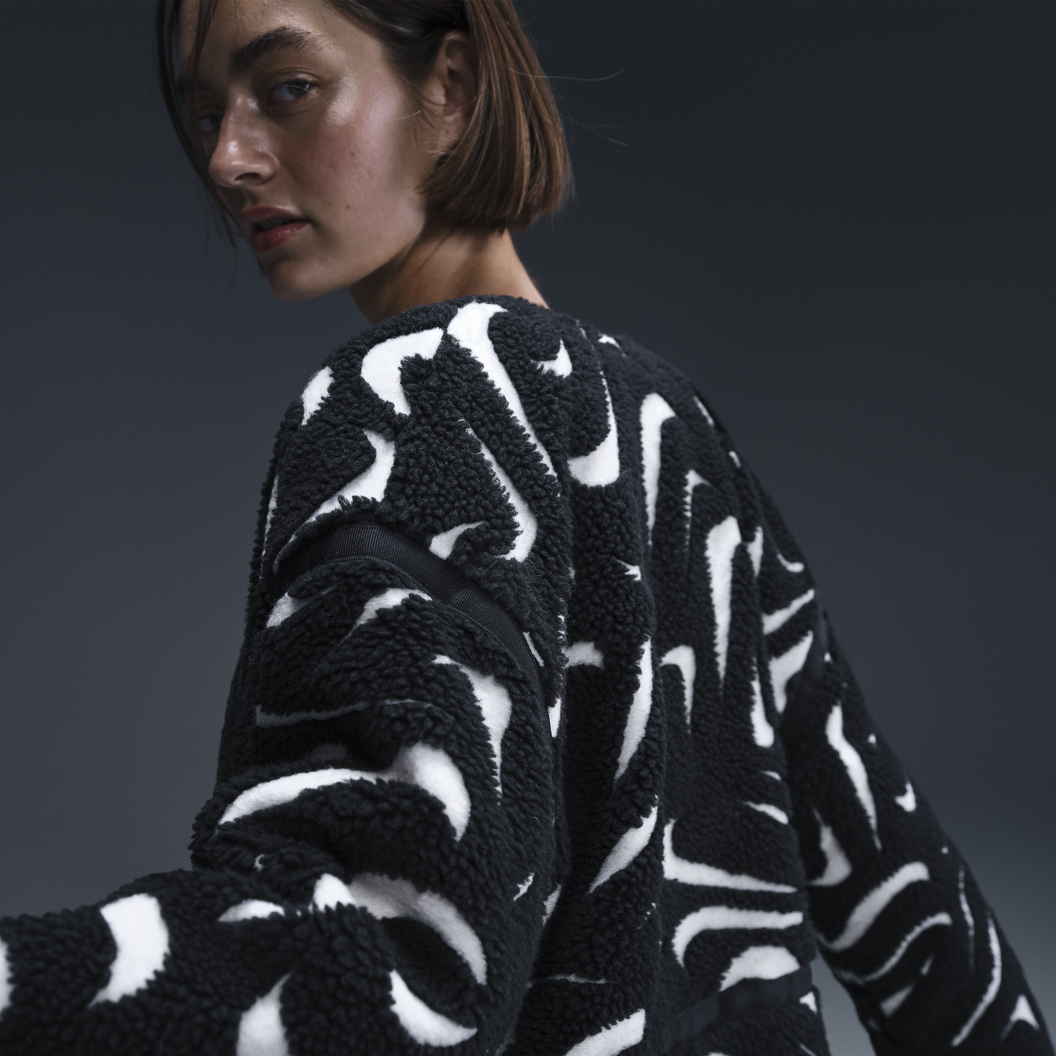 Bunda Nike Sportswear Fleece Jacket Čierna | FV8025-010, 1
