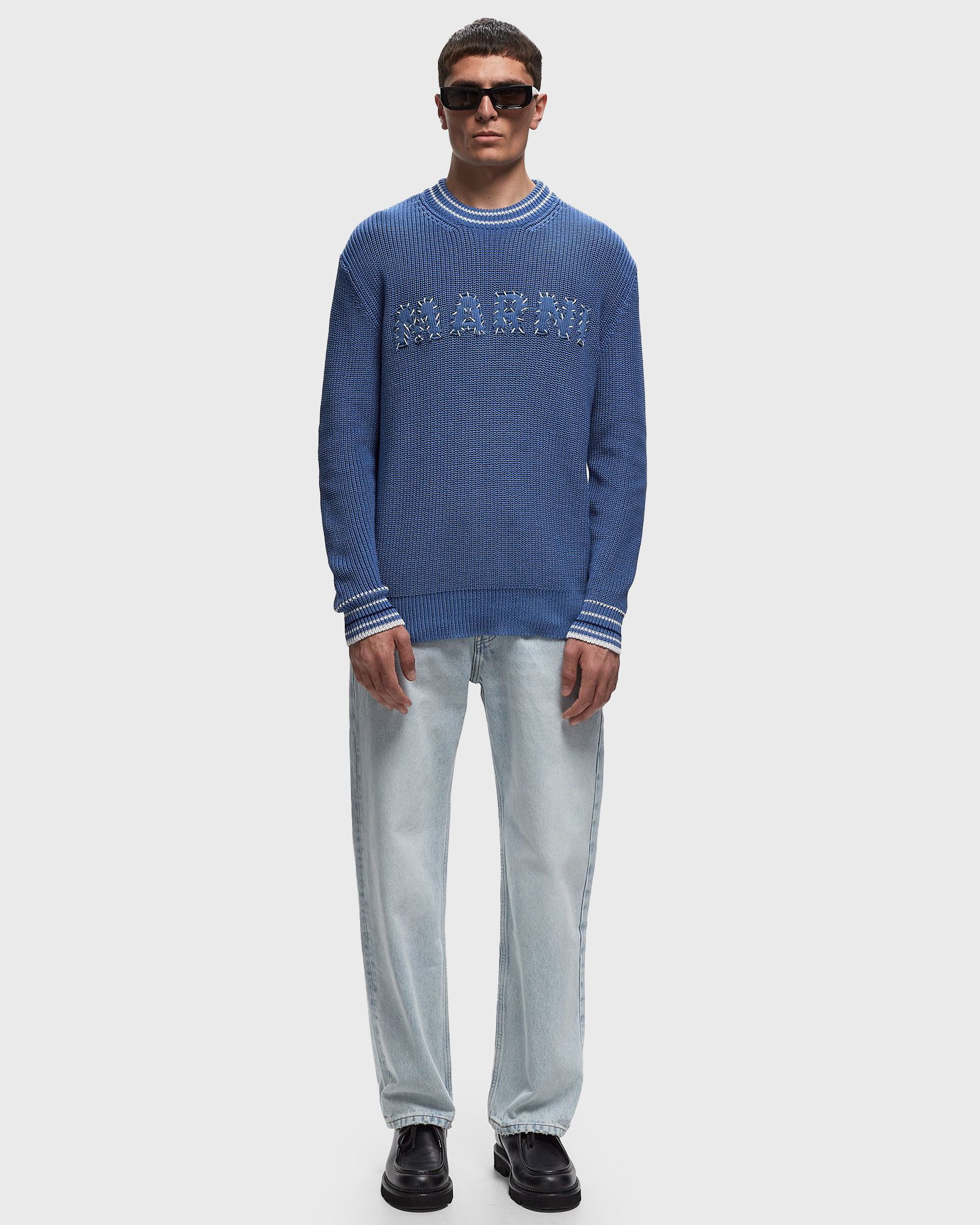 ROUNDNECK SWEATER