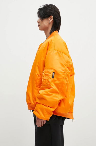 Bomber bunda VETEMENTS Alpha Industries Edition Reversible Bomber Jacket Čierna | UA66JA310B, 3