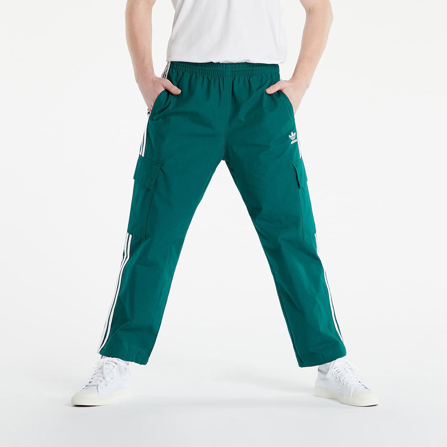 Cargo nohavice adidas Originals Adicolor Classics 3-Stripes Cargo Zelené | hb9474, 1