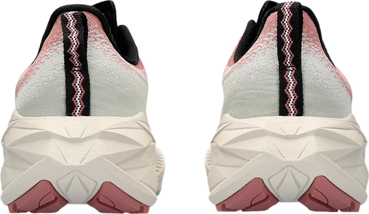 Tenisky a topánky Asics NOVABLAST 4 TR Béžová | 1012b654-250, 1