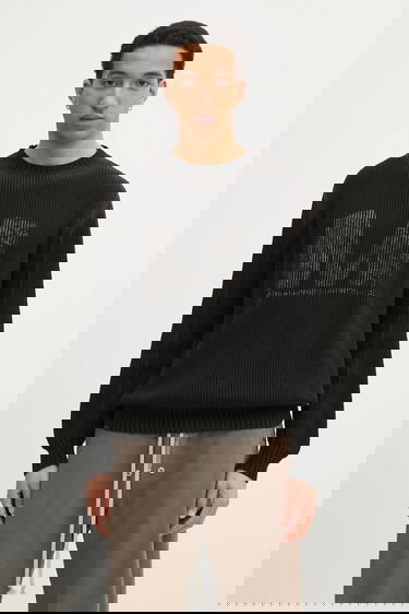 Sveter Maison Margiela MM6 Maison Margiela Cotton Ribbed Knit Sweater with M Design Čierna | SH0HL0024, 0