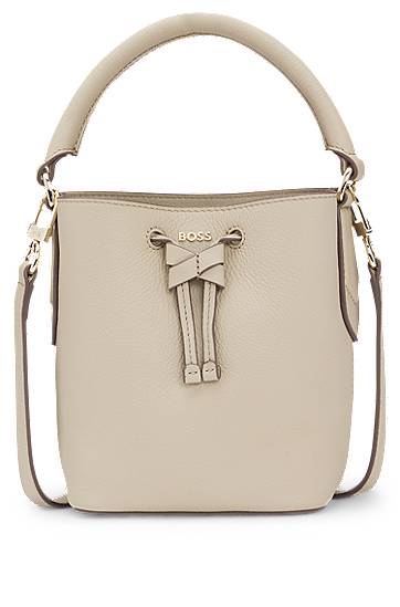 Kabelka BOSS Leather bucket bag with top handle and front tie detail Béžová | 50557980