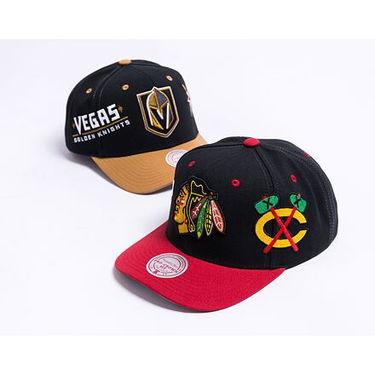 Šiltovka Mitchell & Ness Overbite Pro Snapback Chicago Blackhawks Black Čierna | HHSS7311-CBHYYPPPBLCK, 3