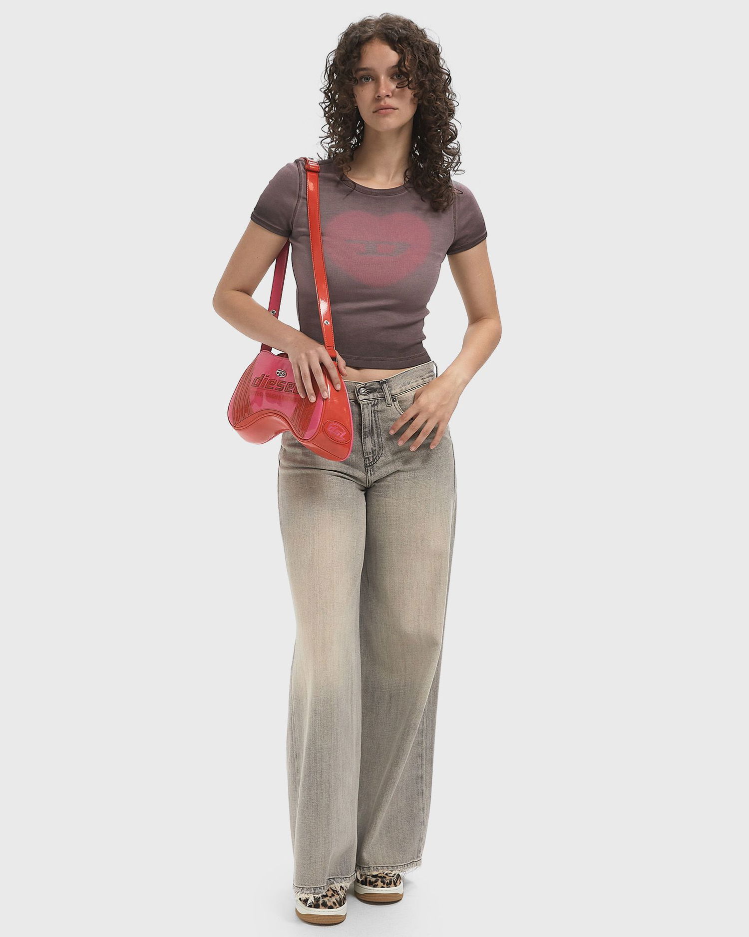 Crop Top Diesel Diesel Heart Graphic Crop T-Shirt Hnedá | A12836-0SQAD-7FG, 1