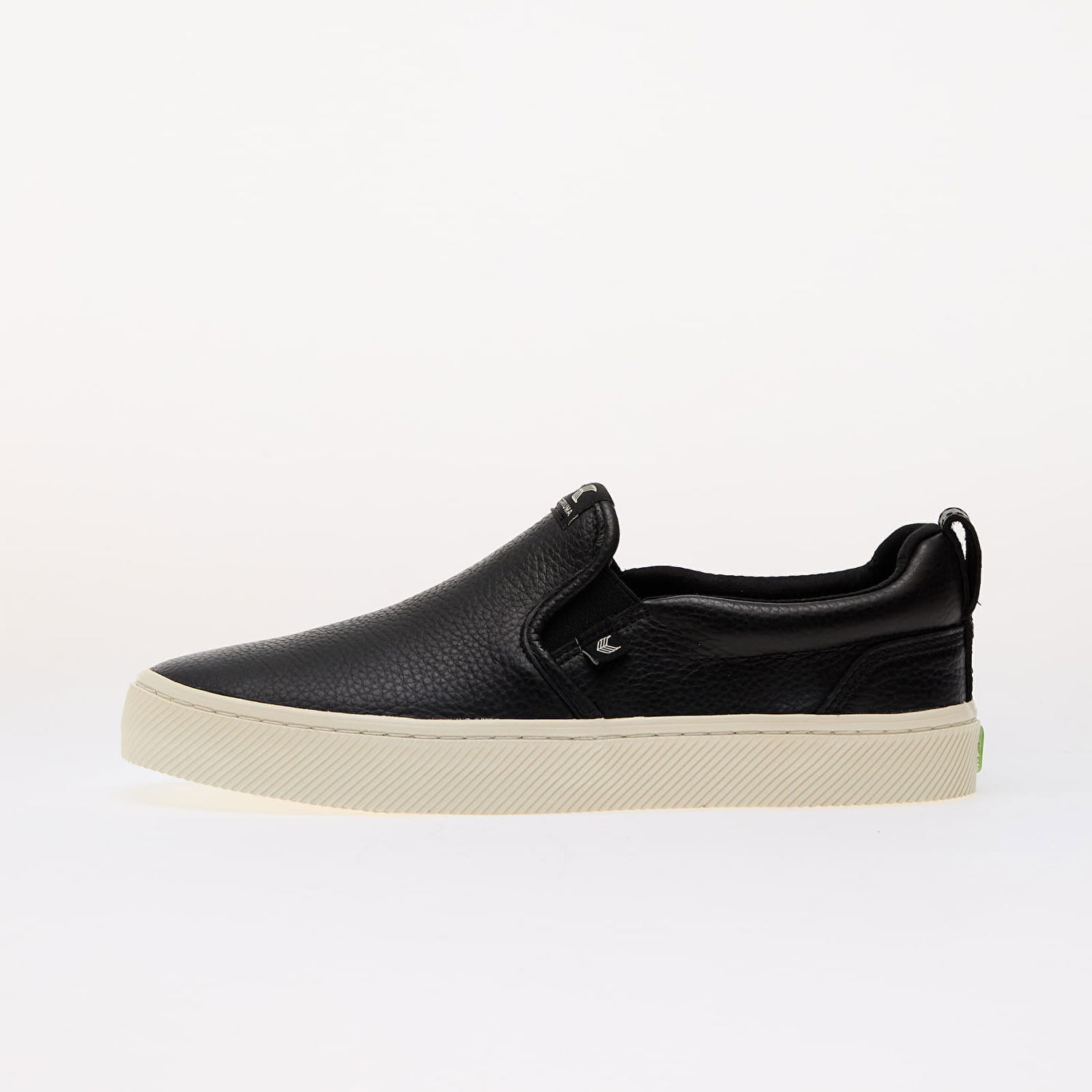 Tenisky a topánky Cariuma Slip-On Black Čierna | 450704B01 M, 0