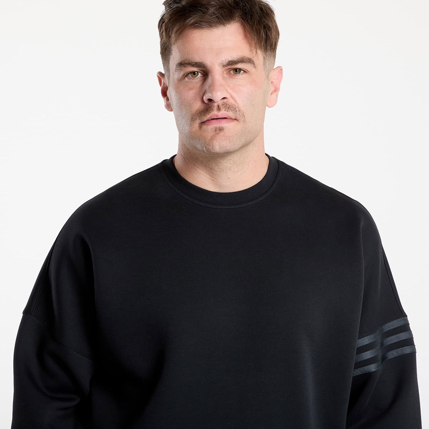 Mikina adidas Performance Neuclassics Oversized Crew Sweatshirt Čierna | JW7918, 1