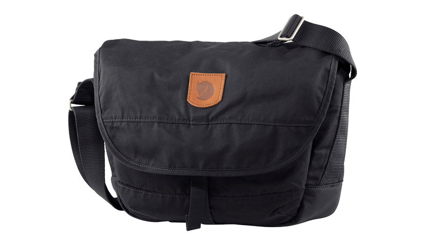 Taška cez rameno FJÄLLRÄVEN Fjällräven Kånken Greenland Shoulder Bag Small Čierna | F23155-550