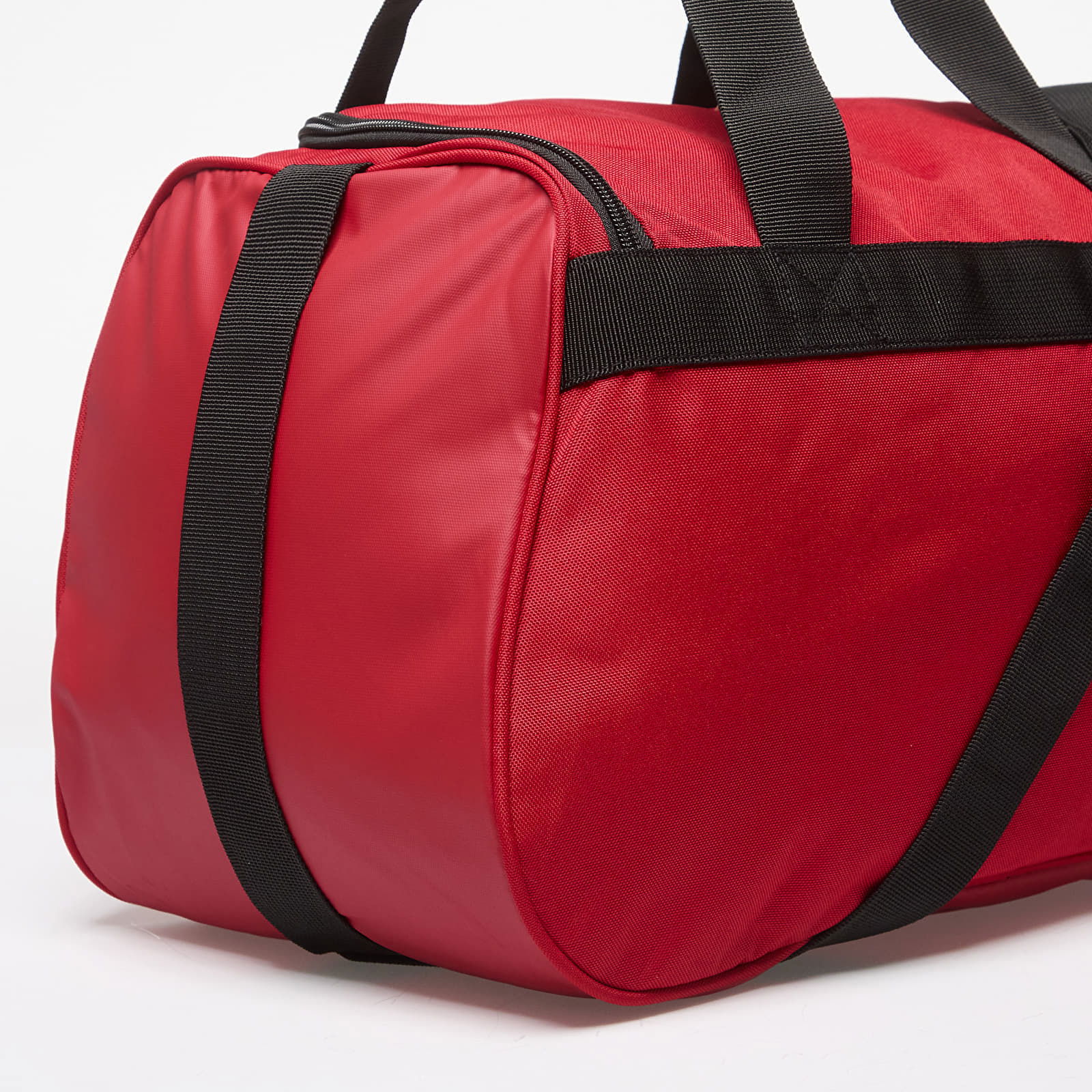 Jordan Essentials Duffle Bag Gym Red Universal
