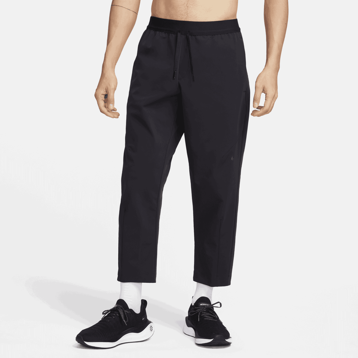 Nohavice Nike A.P.S. Woven Training Pants Čierna | FN3014-010, 0