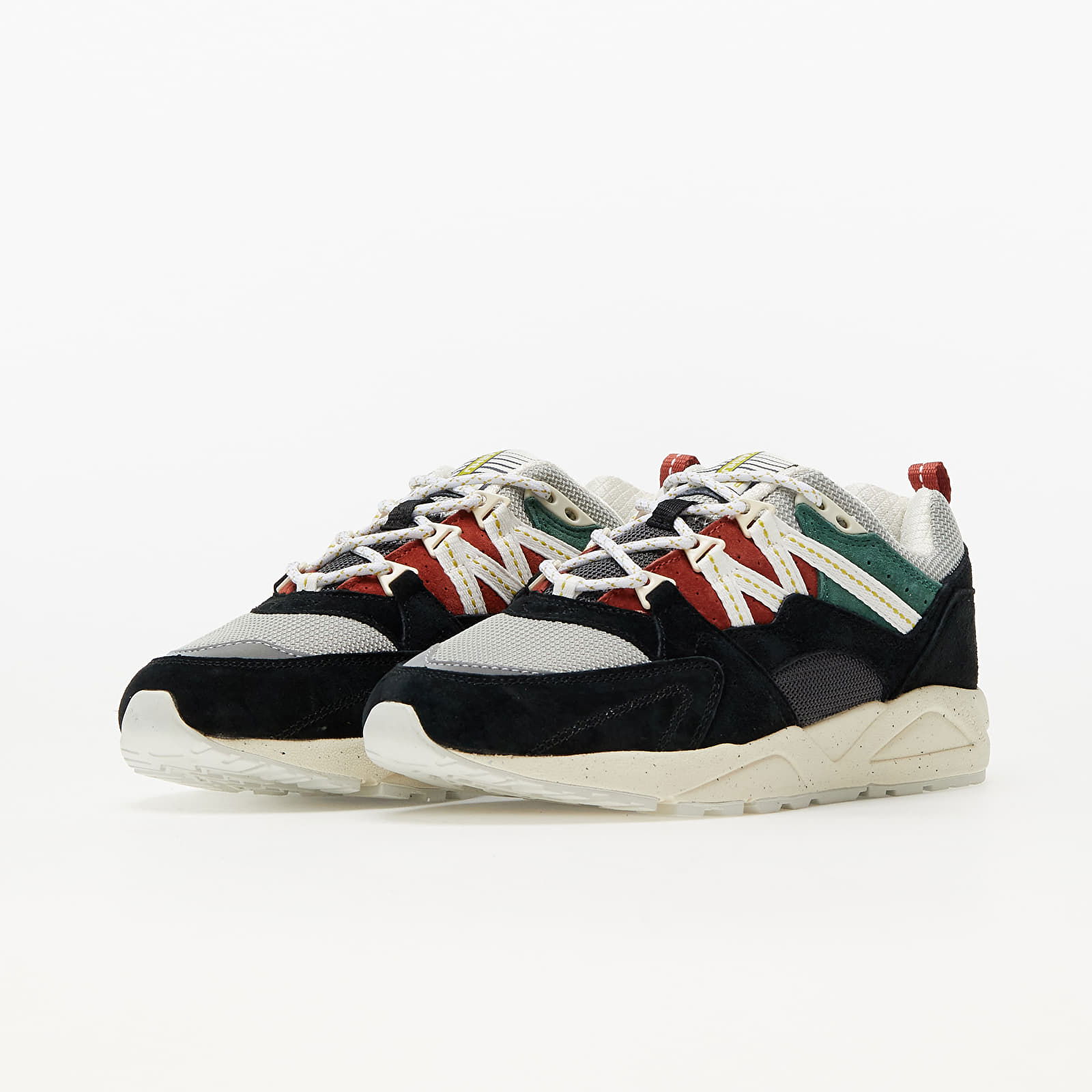 Fusion 2.0 "Mascot Pack" "Jet Black/ Bright White"