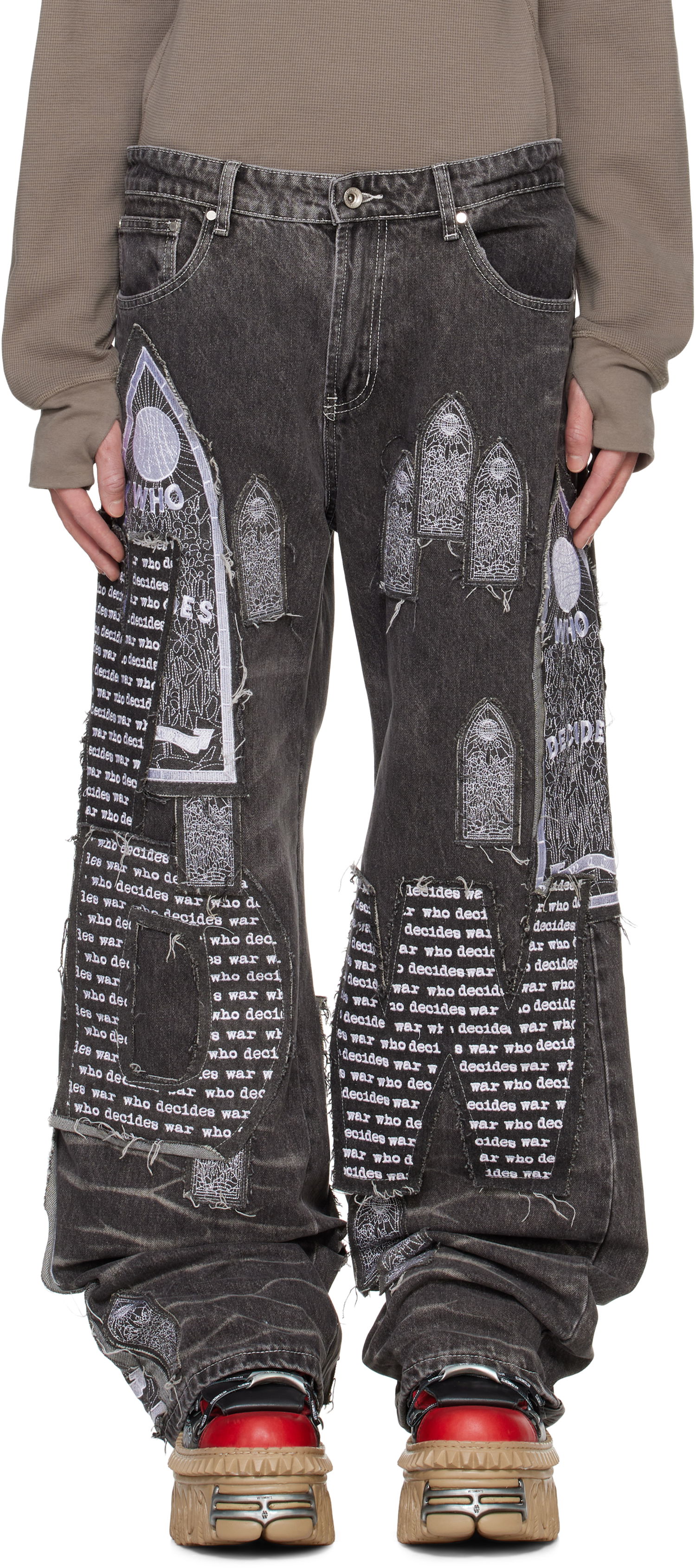 Džínsy Who Decides War Motif Patched Jeans Šedá | 1120590021FW24, 0