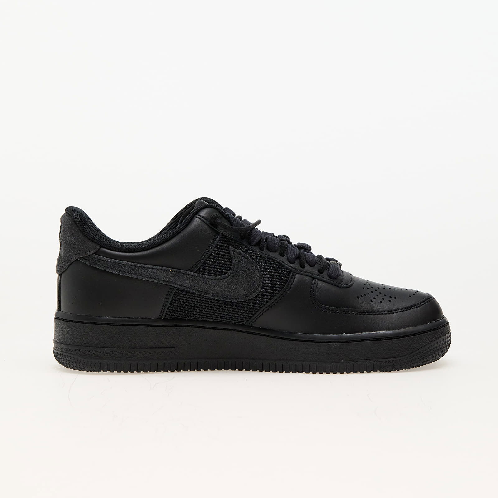 Slam Jam x Air Force 1 "Black"