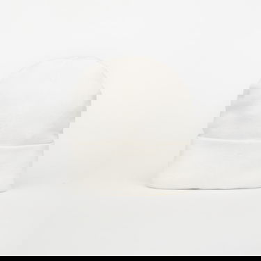 Kulicha GUESS Embroidered Beanie Biela | AW5400POL01-WHI, 1