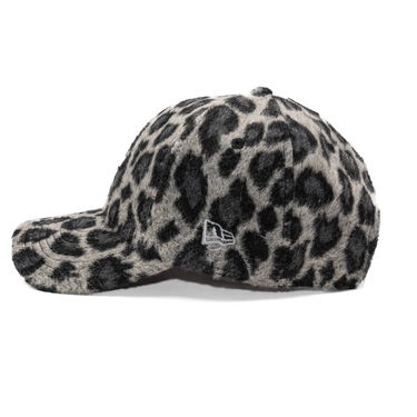 Šiltovka New Era Cosy Animal Snow Leopard Fleece 9FORTY LA Dodgers Adjustable Hat Šedá | 60691313, 2