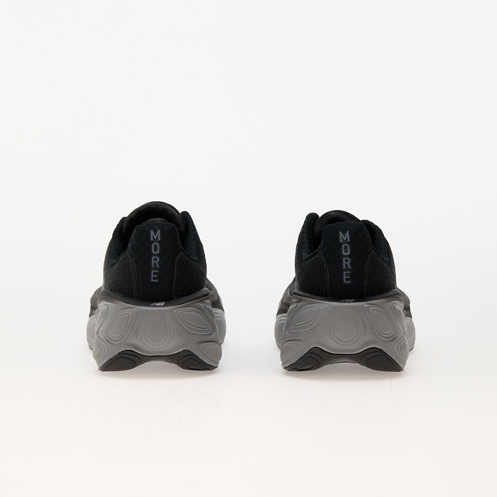 Freshfoam More V5 Black