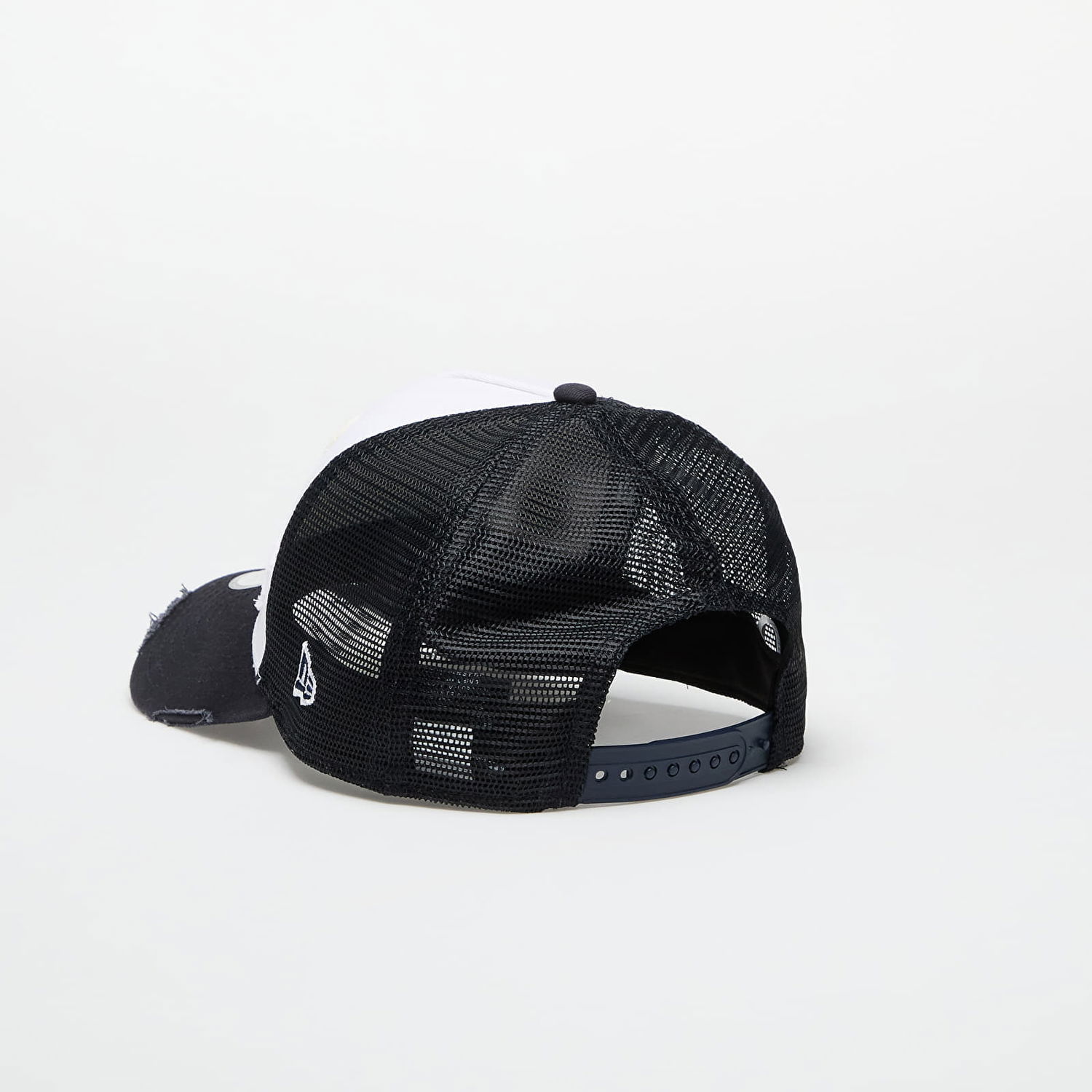 Šiltovka New Era New Era 9FORTY A-Frame Trucker Patch Distressed Adjustable Cap Biela | 60603673, 1